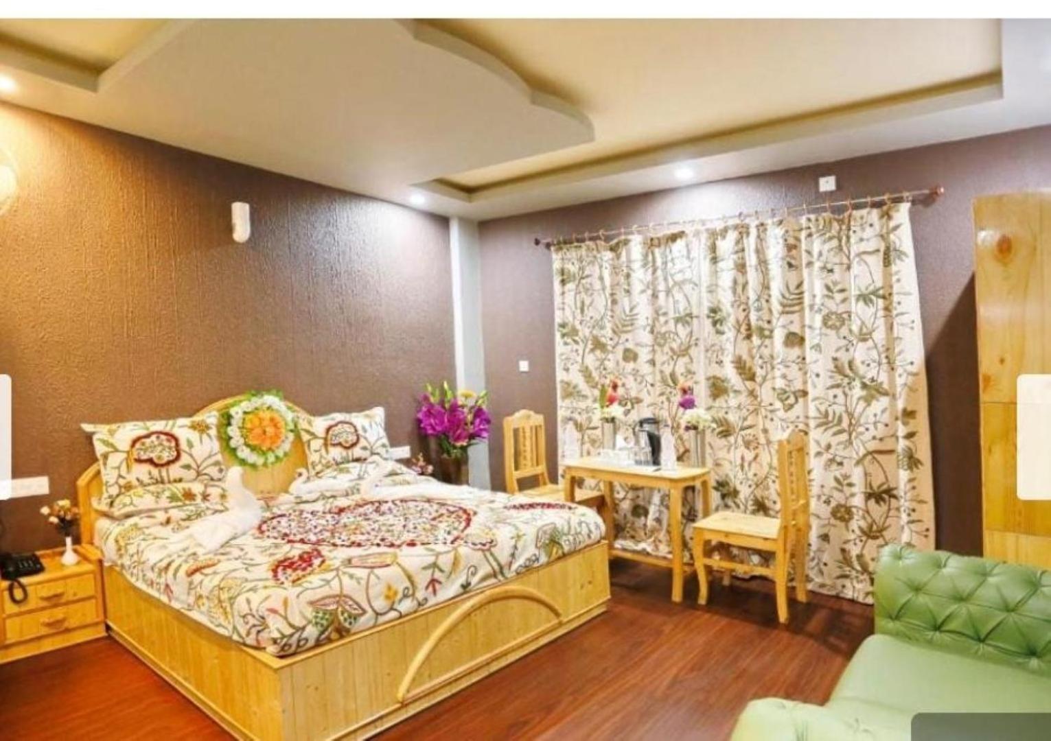 Hotel Shefaf Durgjan Exterior photo