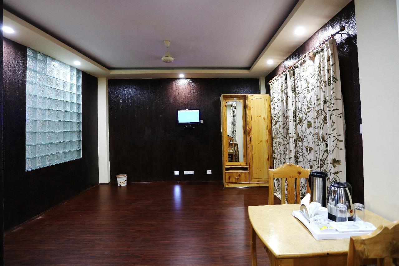 Hotel Shefaf Durgjan Exterior photo