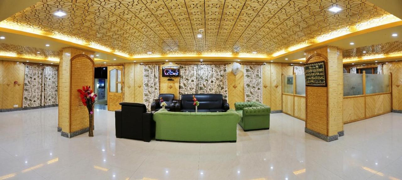 Hotel Shefaf Durgjan Exterior photo